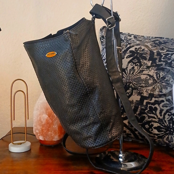 HARLEY- DAVIDSON Black Perforated GRAB N GO Backpack - Picture 10 of 12